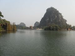 -星湖旅游景区七星岩