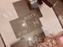 -Chanel(德基广场店)