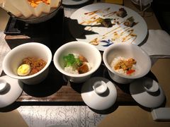 三口饭-穹六人间 people 6(岳阳路店)