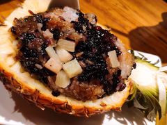 版纳菠萝饭-老滇山寨•云南特色菜•地方菜•民族风情歌舞表演(金碧店)