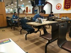 大堂-西部马华清真兰州牛肉面·烧烤夜市(关东店)