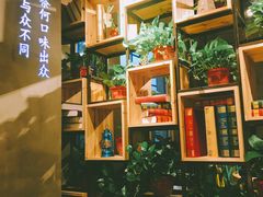 -小小河边鱼(天润城店)
