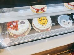-花花卷卷·鲜食蛋糕(静安久光百货店)