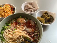 -臻老板牛肉面(光华路SOHO店)