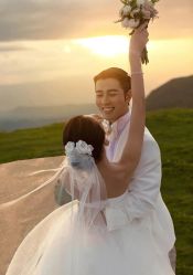 -拾年·定制婚纱摄影