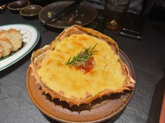 -蟹犇前•帝王蟹雪蟹(陆家嘴店)