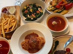 -马克西姆俄罗斯餐厅(通亚街店)