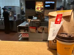 -麦当劳(中山公园龙之梦店)