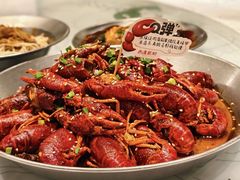 -巴厘龙虾·榜首油焖大虾(音乐学院·沿江酒馆店)