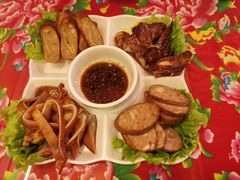 熏酱拼盘-闯关东东北农家菜(崂山石老人店)