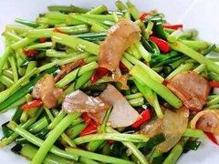 黎蒿炒腊肉-茶花妹子云南餐厅(传媒大学店)