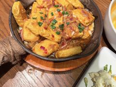 -云海肴·汽锅鸡·云南菜(天山百盛优客店)