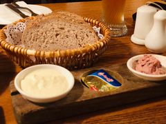 黑面包-宝莱纳啤酒花园餐厅PAULANER BRAUHAUS Nanjing(广州路店)
