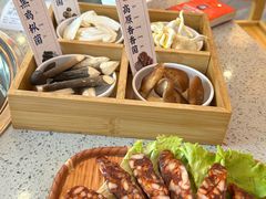 -阿婆情腊排骨火锅(金虹路店)