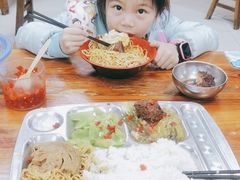 -四时春点心店(公园大观吉富绅花园店)