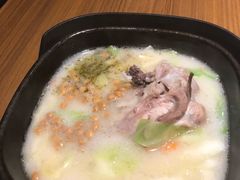 -阿香米线(凯德广场.1818店)