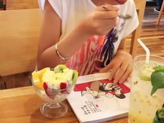 -猫的天空之城概念书店(杭州南宋御街店)