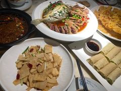 -梁家大院•农家菜(昆山会展中心店)