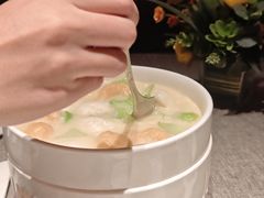-虹潮荟·餐桌上的美食地理(太阳宫店)