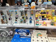 -泡泡玛特POPMART(国金街店)