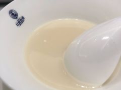 -红鼎豆捞·非遗鲍皇汤火锅(宝丰路店)