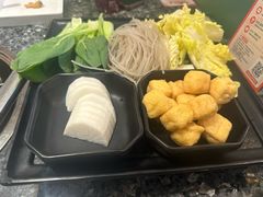 -一席地·本地鸡窝·杭帮鸡火锅(萧山银隆百货店)