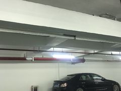 -皇庭广场-地下停车场