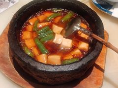 石锅沃豆腐-桂满陇-十里风荷(合生汇店)