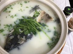 -天乐农家鱼头王(天目湖店)