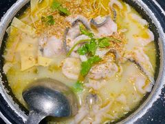 -九锅一堂酸菜鱼(万达广场店)