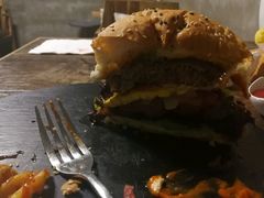 -HIGH FIVE哈福手工汉堡(桂林路店)