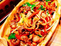 -老滇山寨•云南特色菜•地方菜•民族风情歌舞表演(金碧店)