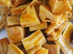 招牌卤肥肠-老鼎万春卤菜(五代传承创始老店)