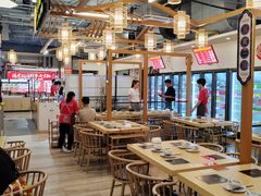 -杨老板·海鲜集市火锅·鲜切牛肉(中防万宝店)