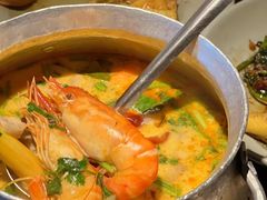 咖喱椰奶海鲜锅-大头虾越式风味餐厅(光明广场店)