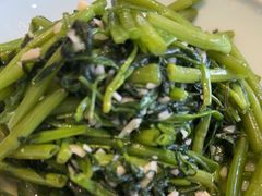 -川流不息·地道川菜·小龙虾(松东路店)