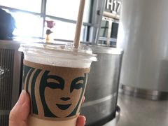 冰拿铁-星巴克(西安机场1店T3到达店)