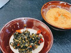 -阿山卓·野生菌火锅·纳西火塘烤肉