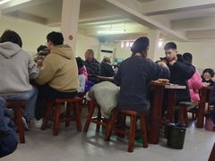 大堂-宝瑞门钉肉饼店