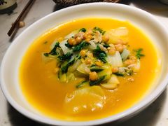 豆汤奶白菜-初蓉丨遇见新川菜(亲贤街荣耀店)