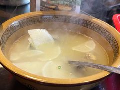 -富正毅三下锅·湘西韵味(天门山索道店)