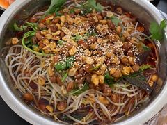 -周良天山牛杂城(天山路总店)