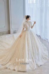 -Lady  Jane高端婚纱礼服馆