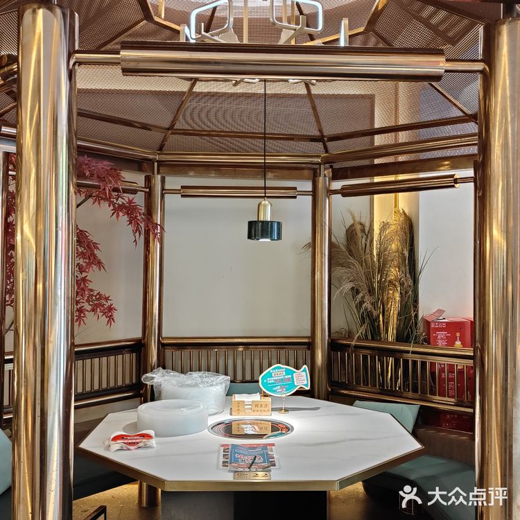 终于吃到传说中的炝锅鱼啦[馋][馋]