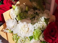 -亭亭鲜花店(中山北路店)