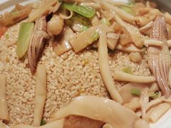 -江城小馆陕南妈妈菜·全球旅行餐厅(钟楼店)