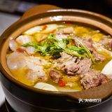 来这家武汉最火的砂锅店吃滋补牛肉砂锅吧！！