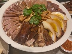 -潮界(LU·ONE凯德晶萃广场店)