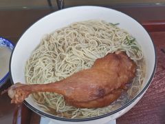 -百年老字号·观振兴蟹黄面·三虾面·苏式面(观前街富仁坊巷店)