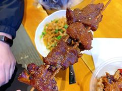 -八一路好吃街(雨田商务大厦店)